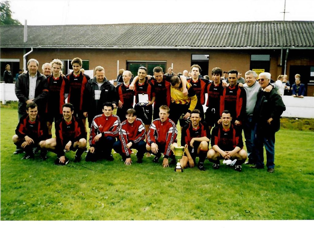 1e Elftal bekerkampioen van Vlaanderen 2002