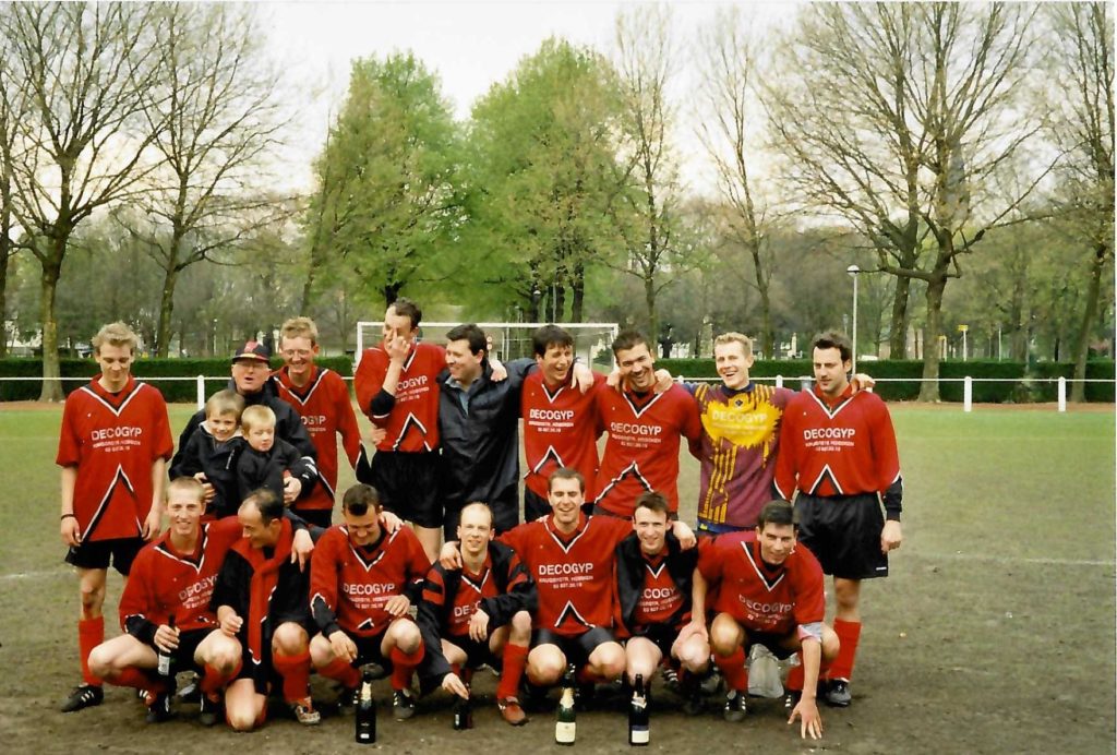 2e Elftal Kampioen 2002